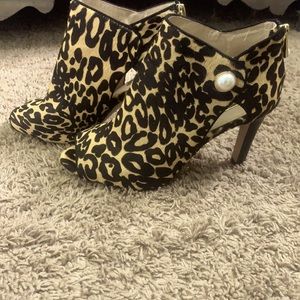 Louise et Cie Ilsabelle Open Toe Bootie